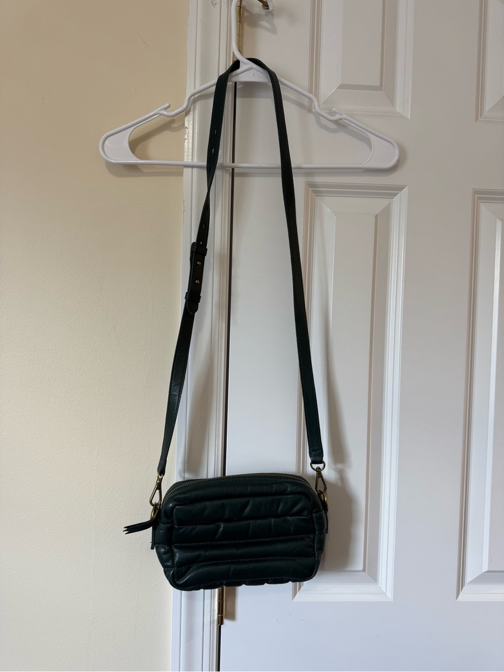 Madewell Quilted Crossbody Bag in Dark Green